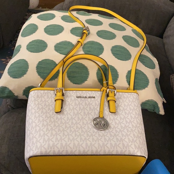michael kors 100% authentic - Picture 2 of 3